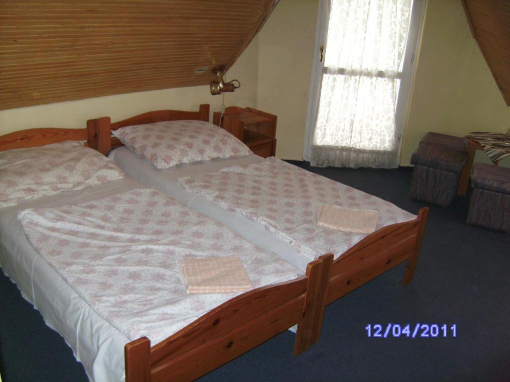 Szemesi Villa Balatonszarszo Quarto foto